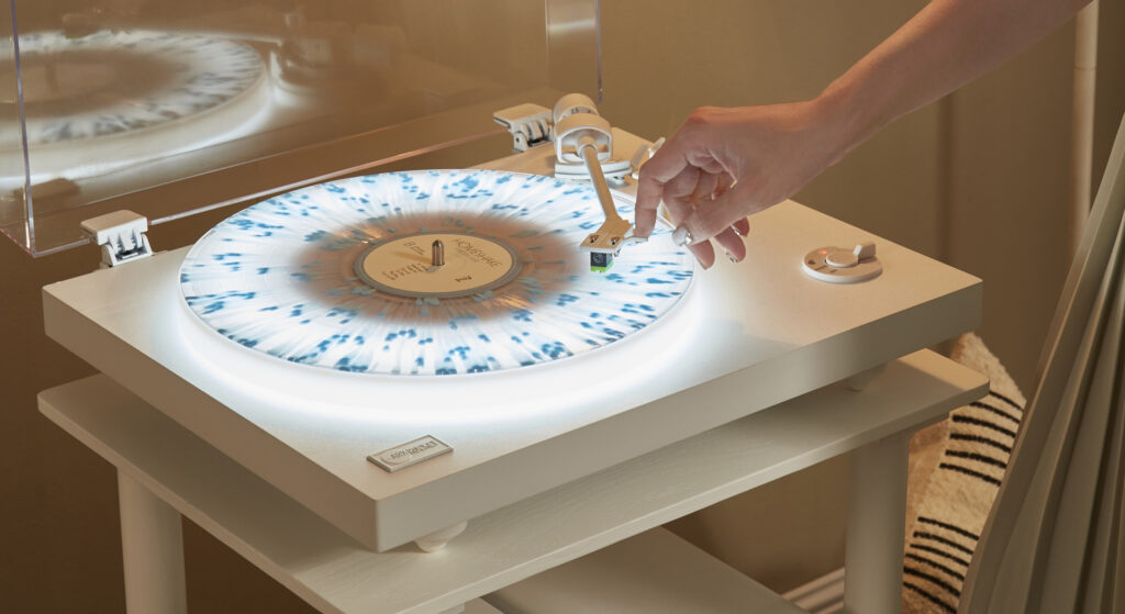 Arkrocket Polaris II Review: The All-White Turntable System That Makes Vinyl a Statement